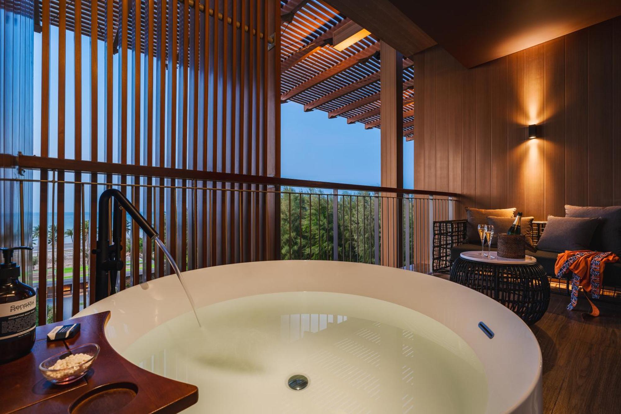 Hotel Indigo Bintan Lagoi Beach By Ihg Extérieur photo